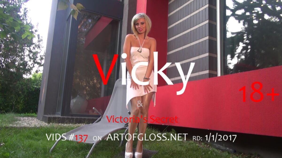 [1.81 GB] [ArtOfGloss.net] Art of Gloss # 1 in pantyhose understanding. [ArtOfGloss.net 2017-01] 01-7-17, Vicky & Victoria's Secret [AVCHD] [2017, Gloss pantyhose, High heels, Leggings, Legs, Shiny pantyhose, HDRip, 1080p]