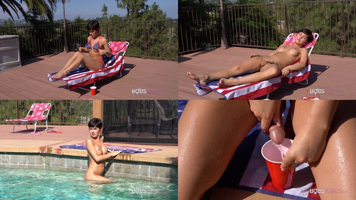 [623 MB] [bobs-tgirls.com] Daisy Taylor / Daisy Taylor Happy 4th of July (04. Juli 2019) [2019, Shemale, Solo, Pissen, 1080p, SiteRip]