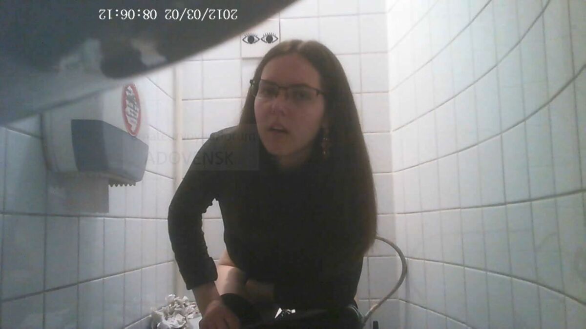 [11.63 GB] Hidden Camera in The Student Toilet - Part2 / Hidden Camera in Student Toilet - Part 2 (Amateur) (24-30 issues, total 7) [2018, Peeing, Voyeur, 720p, 960p, CamRip] +3 release of 10.12.18