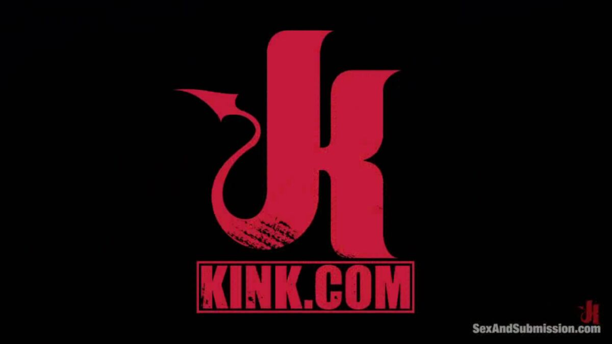 [686 МБ] [SexandSubmission.com/kink.com] Maddy O'Reilly (The Kinky Cafe / 01.02.13) [2013, BDSM, Submission, Domination, Hardcore, 720p]