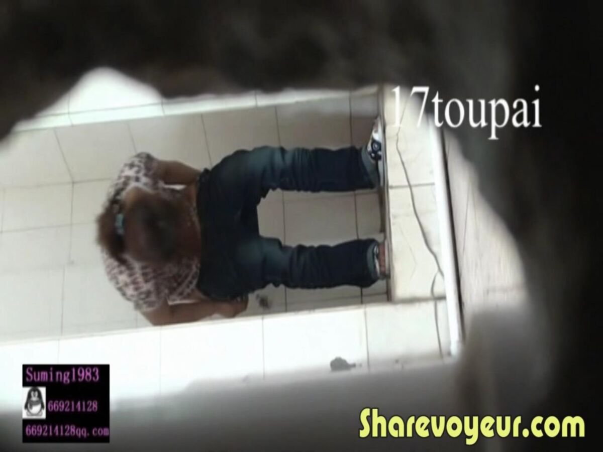 [7,08 GB] [Sharevoyeur.com] (92 Roller) China Toilet Voyeur - Sharevoyeur / Versteckte Kamera in der Toilette [2012-2013, Toilette, Voyeur, Pinkeln, 1080p, HDRip]