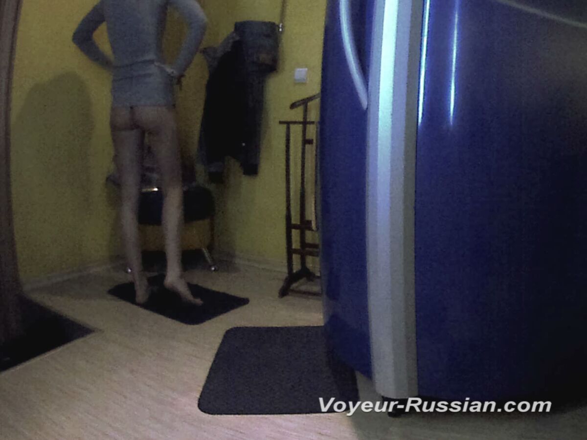 [11.95 GB] [Voyeur-Russian.com] (132 ローラー) ロッカールーム (セット 1301,1302,1303,1304,1305) / サンルームの隠しカメラ [2013、盗撮、ロッカールーム、SiteRip、HDRip、1080p]