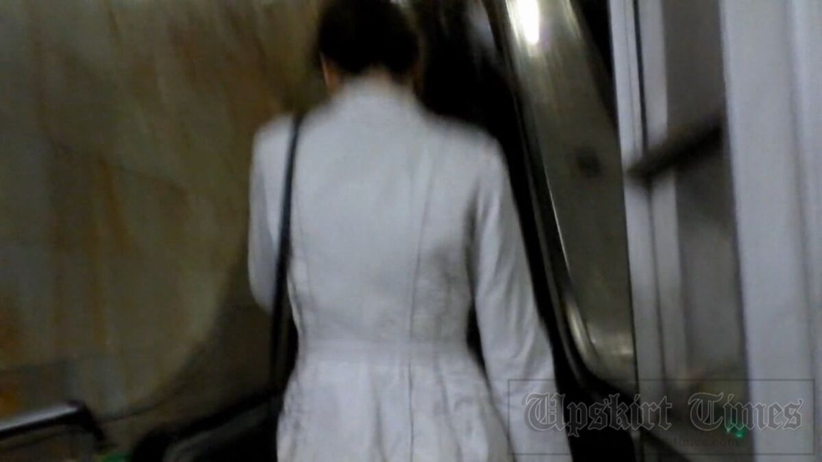 [38,94 Go] [upskirt-times.com] Regarder sous les jupes dans le métro de Moscou (387 vidéos) [2013-2014, Upskirts, Voyeur, Pantyhose, Stockings, Panty, 720p]