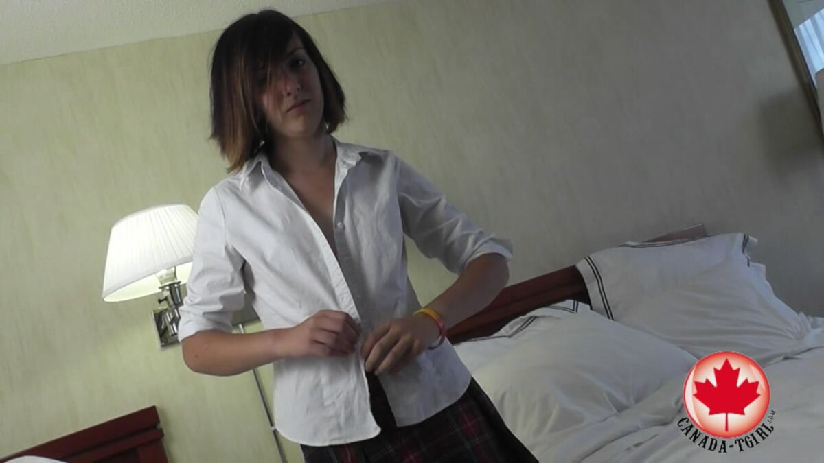 [309 MB] [caanada-tgirl.com] Skye / Two Solo [2012, Tranny, Travesti, Solo, Masturbação, 720p,. 