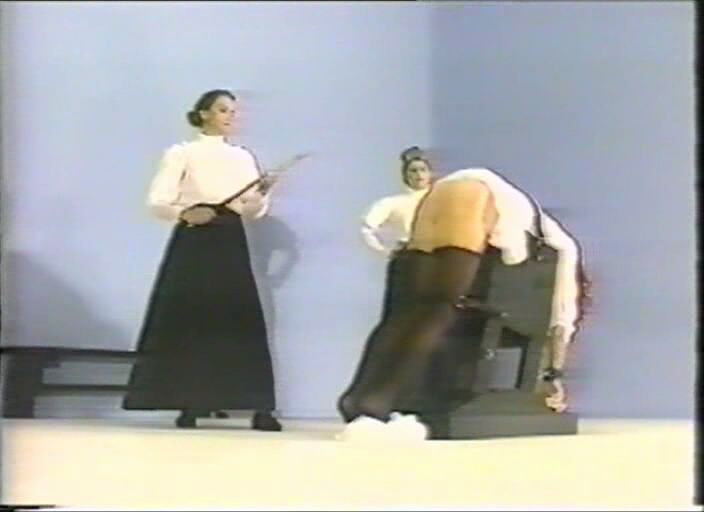 [148 MB] The birching of Bernadette o Neil / rod Bernadette on Neil (Nu-West) [1997, BDSM (birching, rod), VHSRip]